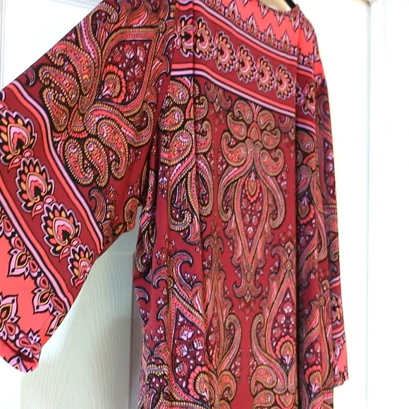Bob Mackie Paisley Print 3/4 Sleeve Size 3X top. EUC. Final Price Drop - Picture 1 of 5
